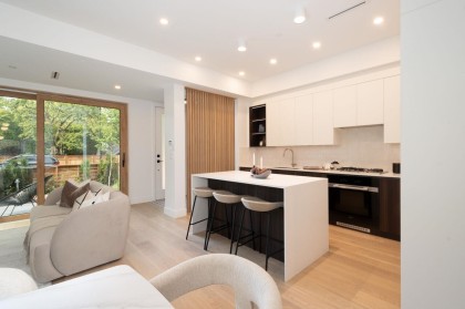 Photo 11 at 3 - 3120 W 11th Avenue, Kitsilano, Vancouver West
