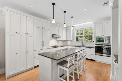 Photo 9 at 2071 Esquimalt Avenue, Ambleside, West Vancouver