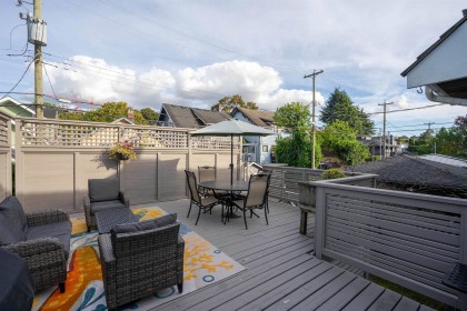 Photo 3 at 1346 Laburnum Street, Kitsilano, Vancouver West