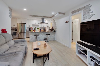 Photo 3 at 1840 Purcell Way, Lynnmour, North Vancouver
