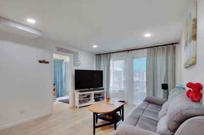 Photo 4 at 1840 Purcell Way, Lynnmour, North Vancouver