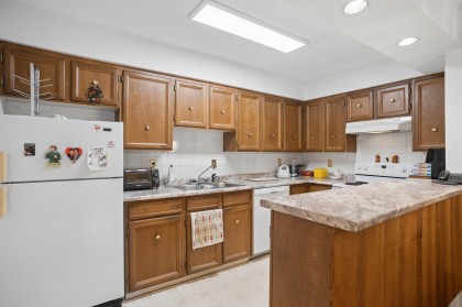 Photo 14 at 102 - 2255 W 8th Avenue, Kitsilano, Vancouver West
