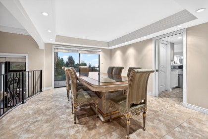 Photo 13 at 1375 Burnside Road, Chartwell, West Vancouver