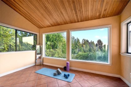 Photo 17 at 1375 Burnside Road, Chartwell, West Vancouver