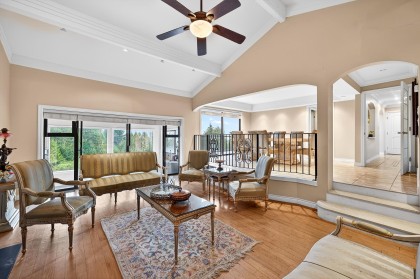 Photo 10 at 1375 Burnside Road, Chartwell, West Vancouver