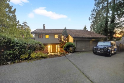 Photo 4 at 1375 Burnside Road, Chartwell, West Vancouver