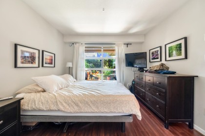 Photo 10 at 106 - 2983 W 4th Avenue, Kitsilano, Vancouver West