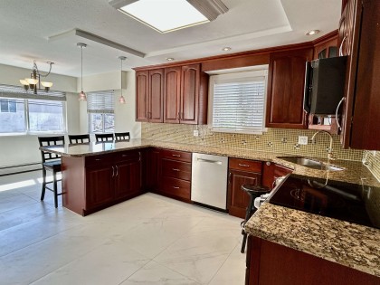 Photo 7 at 1544 W 68th Avenue, S.W. Marine, Vancouver West