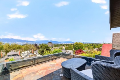 Photo 2 at 3835 W 12th Avenue, Point Grey, Vancouver West