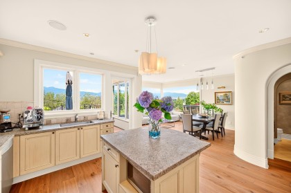 Photo 8 at 3835 W 12th Avenue, Point Grey, Vancouver West