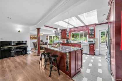 Photo 11 at 341 Rabbit Lane, British Properties, West Vancouver