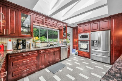 Photo 8 at 341 Rabbit Lane, British Properties, West Vancouver