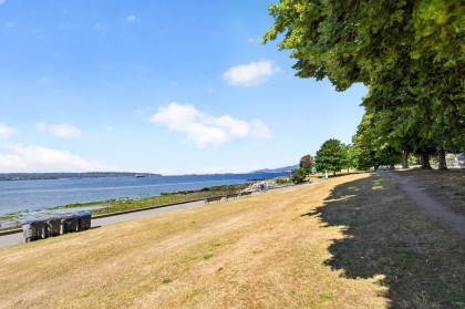 Photo 23 at 1402 - 1995 Beach Avenue, West End VW, Vancouver West