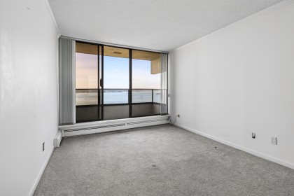 Photo 13 at 1402 - 1995 Beach Avenue, West End VW, Vancouver West