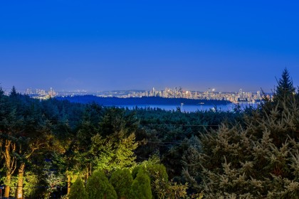 Photo 3 at 4375 Woodcrest Road, Cypress Park Estates, West Vancouver