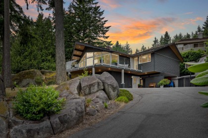 Photo 1 at 4375 Woodcrest Road, Cypress Park Estates, West Vancouver