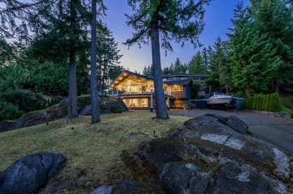 Photo 4 at 4375 Woodcrest Road, Cypress Park Estates, West Vancouver