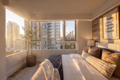 Photo 22 at 1707 - 1033 Marinaside Crescent, Yaletown, Vancouver West