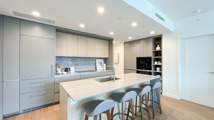 Photo 3 at 102 - 3963 Uplands Way, Cypress Park Estates, West Vancouver