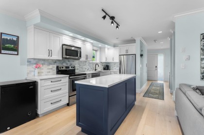 Photo 10 at 1121 St. Andrews Avenue, Central Lonsdale, North Vancouver