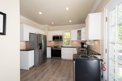 Photo 7 at 3908 Blenheim Street, Dunbar, Vancouver West
