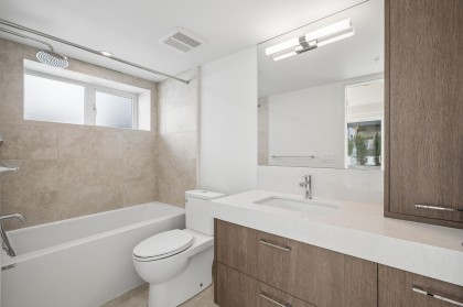 Photo 14 at 153 - 408 W 45th Avenue, Oakridge VW, Vancouver West
