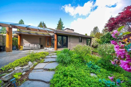 Photo 31 at 4096 Sunset Boulevard, Canyon Heights NV, North Vancouver