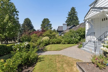 Photo 2 at 3933 W King Edward Avenue, Dunbar, Vancouver West