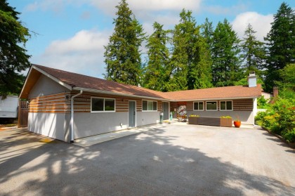 Photo 1 at 2420 Edgemont Boulevard, Mosquito Creek, North Vancouver