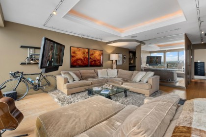 Photo 8 at 2302 - 1000 Beach Avenue, Yaletown, Vancouver West