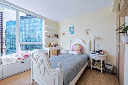 Photo 13 at 1503 - 620 Cardero Street, Coal Harbour, Vancouver West
