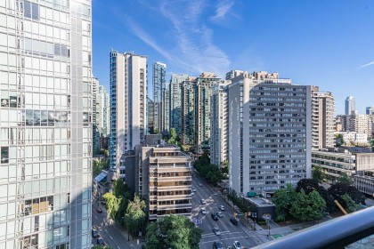 Photo 18 at 1503 - 620 Cardero Street, Coal Harbour, Vancouver West