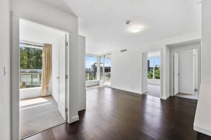 Photo 10 at 309 - 3355 Binning Road, University VW, Vancouver West