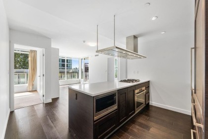 Photo 8 at 309 - 3355 Binning Road, University VW, Vancouver West