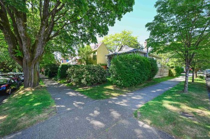Photo 5 at 3305 W 6th Avenue, Kitsilano, Vancouver West