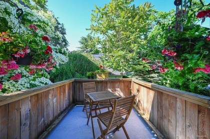 Photo 9 at 3305 W 6th Avenue, Kitsilano, Vancouver West