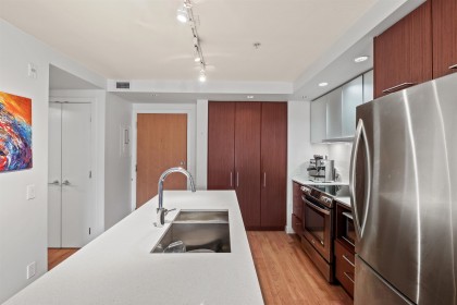 Photo 3 at 414 - 221 E 3rd Street, Lower Lonsdale, North Vancouver