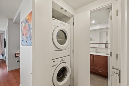 Photo 9 at 414 - 221 E 3rd Street, Lower Lonsdale, North Vancouver