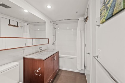 Photo 11 at 414 - 221 E 3rd Street, Lower Lonsdale, North Vancouver