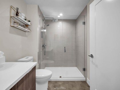 Photo 19 at 401 - 1496 Charlotte Road, Lynnmour, North Vancouver