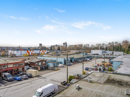 Photo 31 at 401 - 1496 Charlotte Road, Lynnmour, North Vancouver