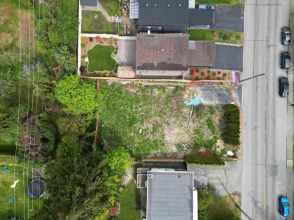 Photo 3 at 946 Montroyal Boulevard, Canyon Heights NV, North Vancouver
