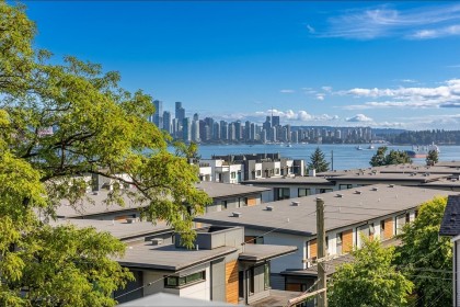 Photo 2 at 403 - 615 E 3rd Street, Lower Lonsdale, North Vancouver