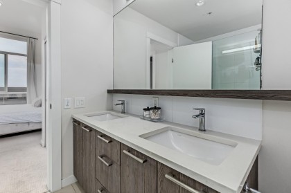Photo 14 at 403 - 615 E 3rd Street, Lower Lonsdale, North Vancouver