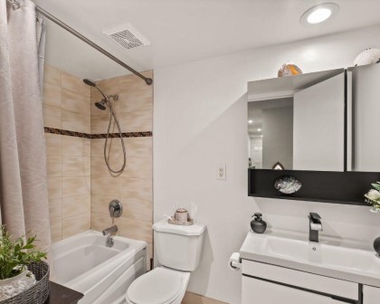 Photo 10 at 608 - 555 W 28th Street, Upper Lonsdale, North Vancouver