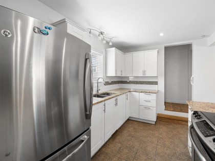 Photo 5 at 227 W 5th Street, Lower Lonsdale, North Vancouver