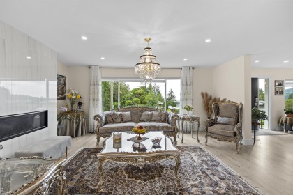 Photo 3 at 738 Sylvan Avenue, Canyon Heights NV, North Vancouver