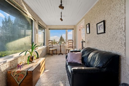 Photo 7 at 401 Somerset Street, Upper Lonsdale, North Vancouver
