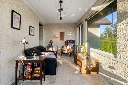 Photo 8 at 401 Somerset Street, Upper Lonsdale, North Vancouver