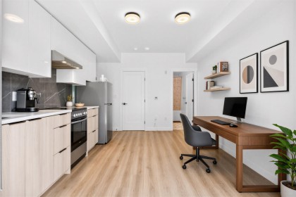 Photo 11 at 6 - 237 Ridgeway Avenue, Lower Lonsdale, North Vancouver
